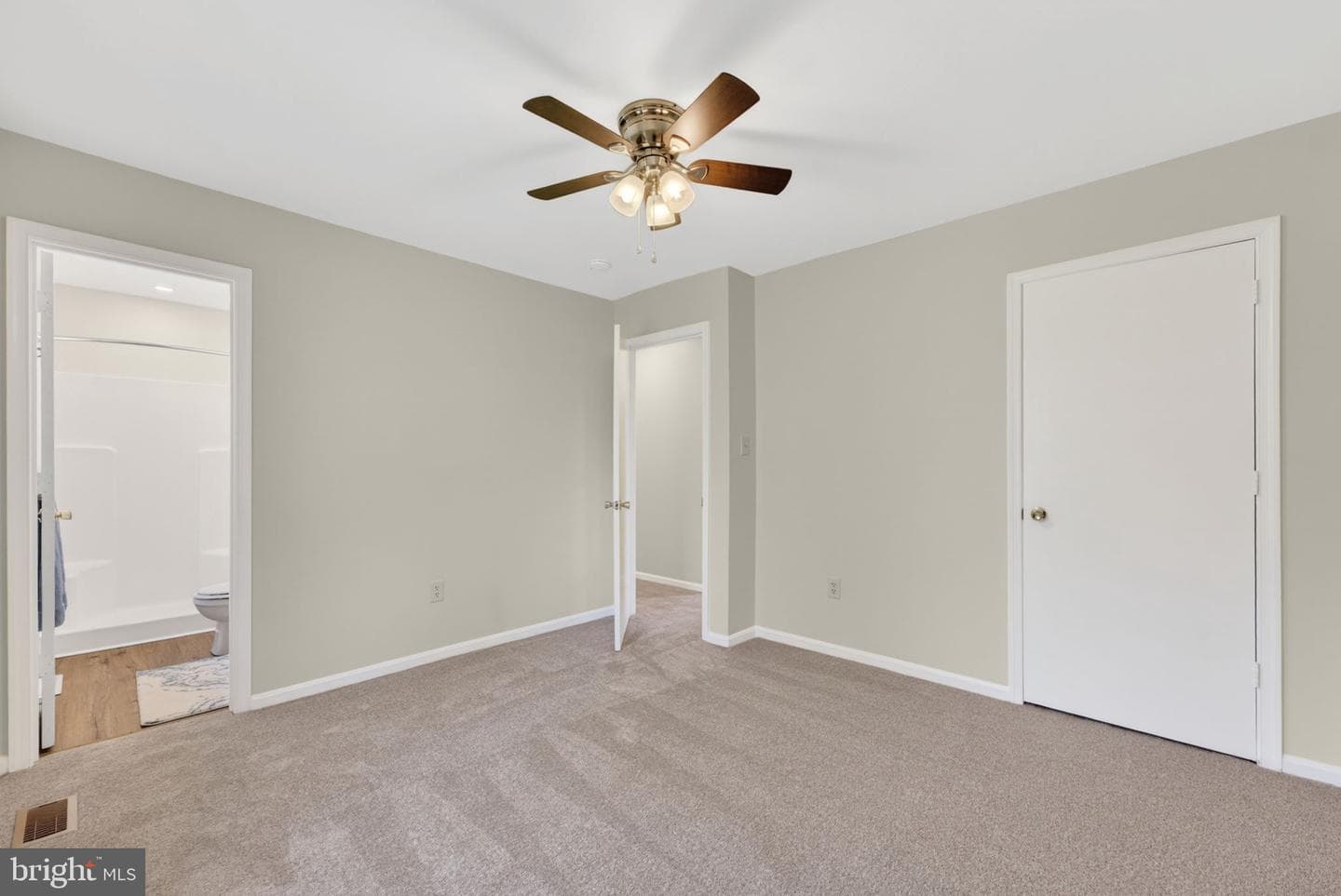 9283 Springs Road photo 7