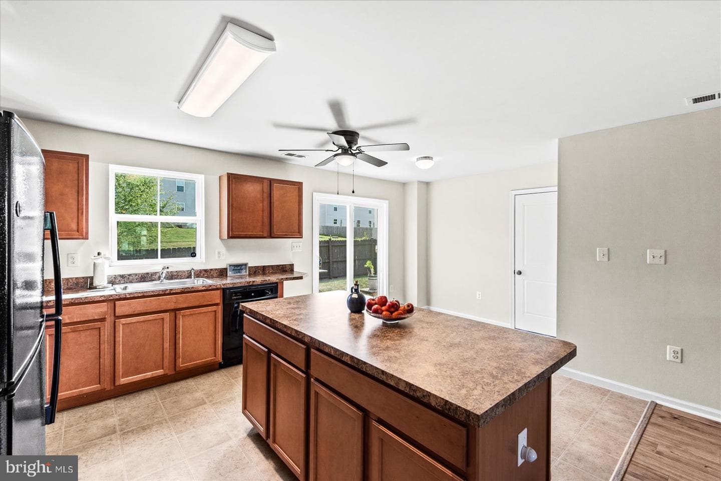 5035 Godwins Landing Drive photo 9