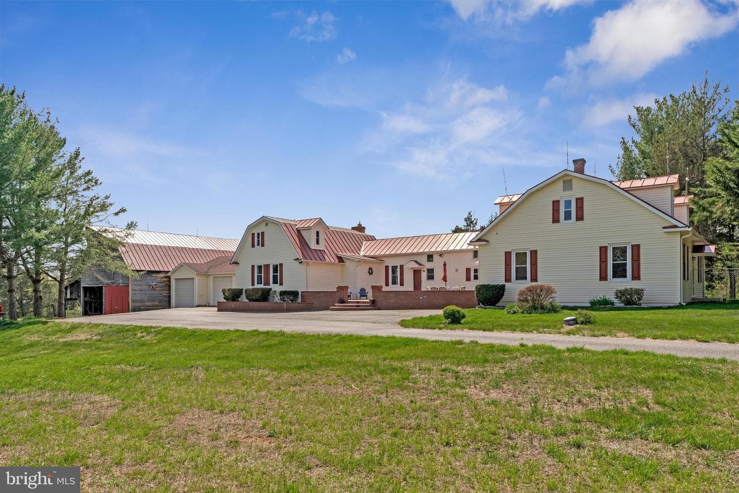 6227 Liberty Road photo 2
