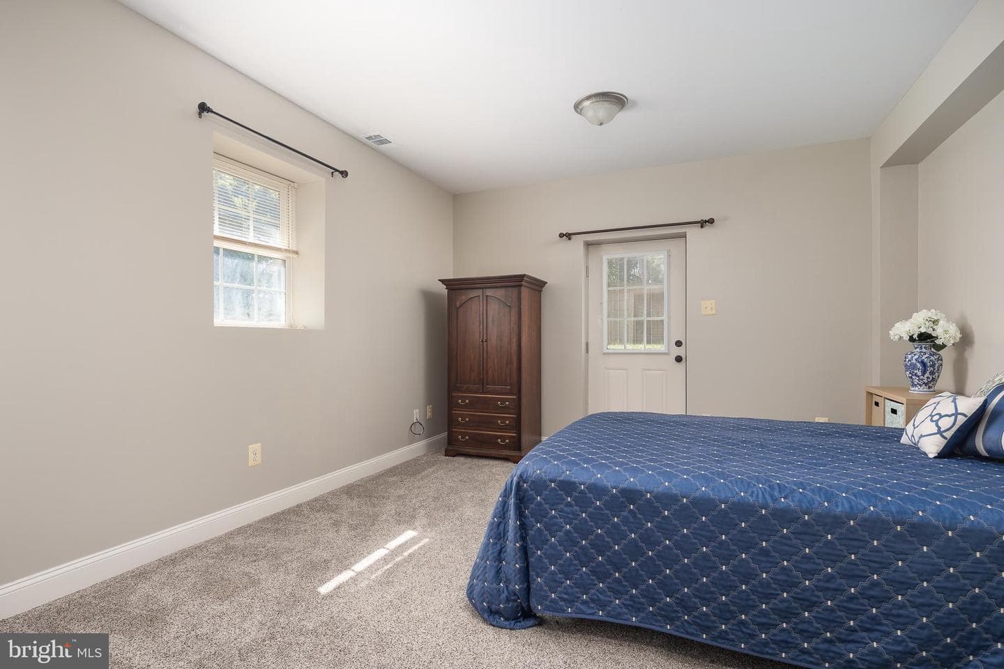7584 Myers Court photo 29