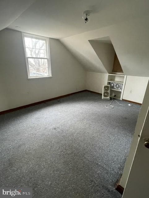 226 Combs photo 7