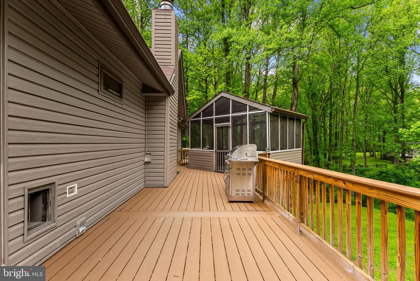 5662 Linden Court photo 40