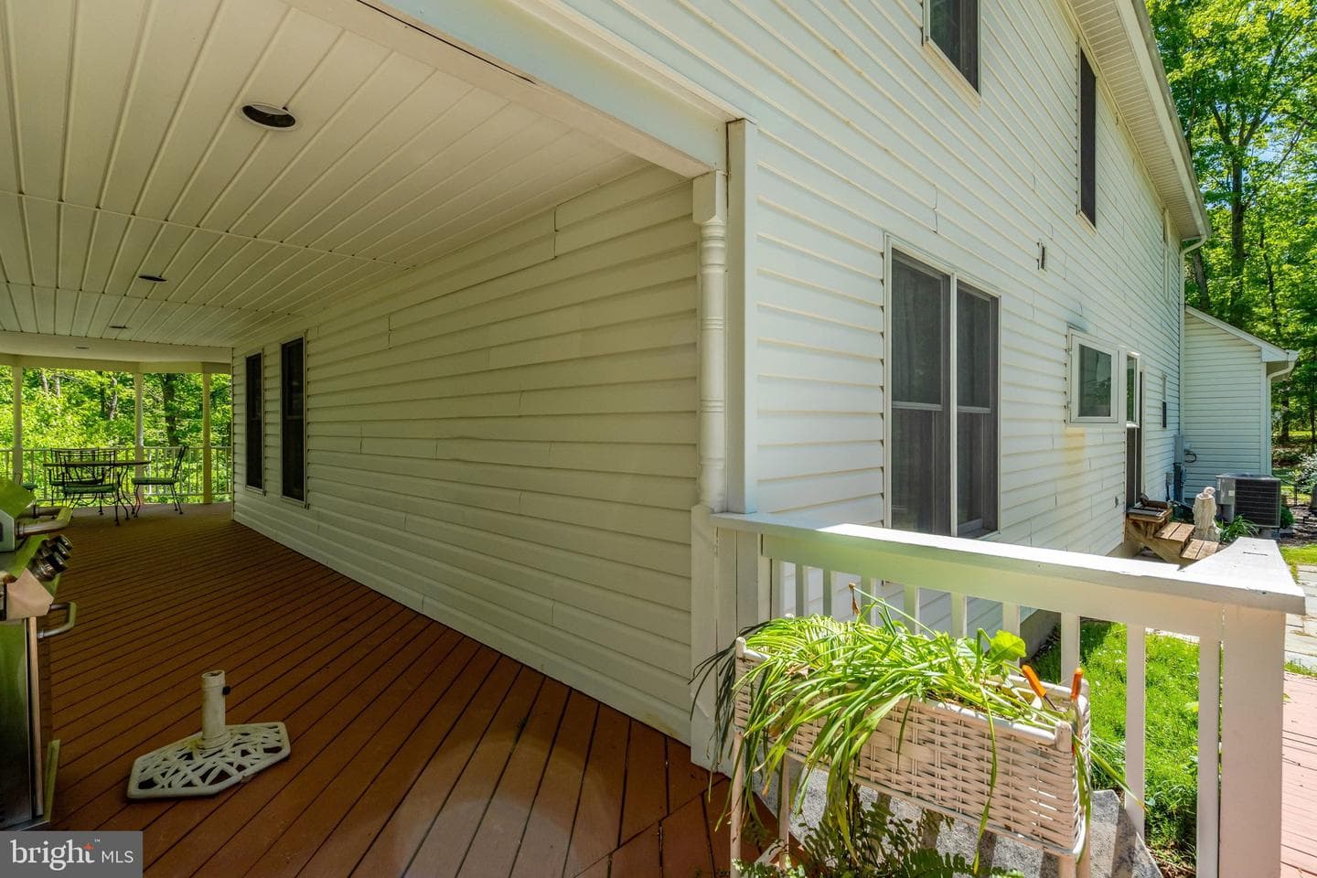 2429 Cromwell Road photo 8