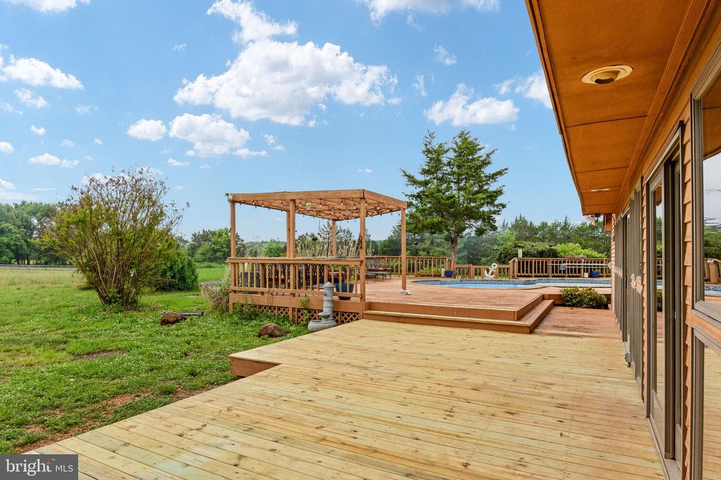 6119 Beach Road photo 69