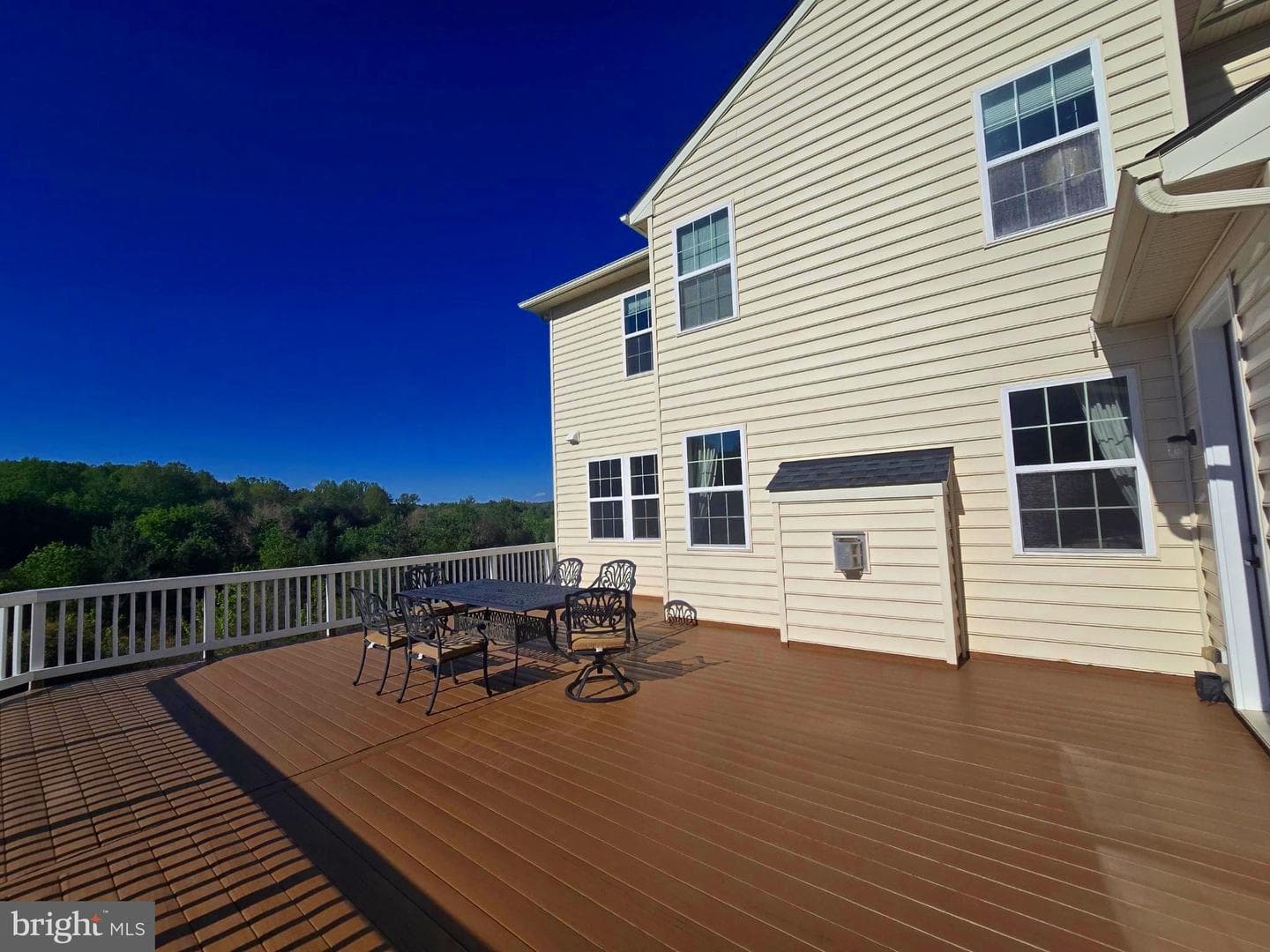 8091 Side Hill Drive photo 25