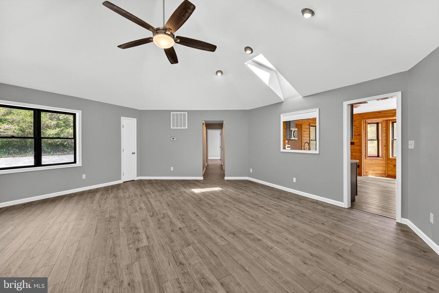 8265 Opal Road photo 13
