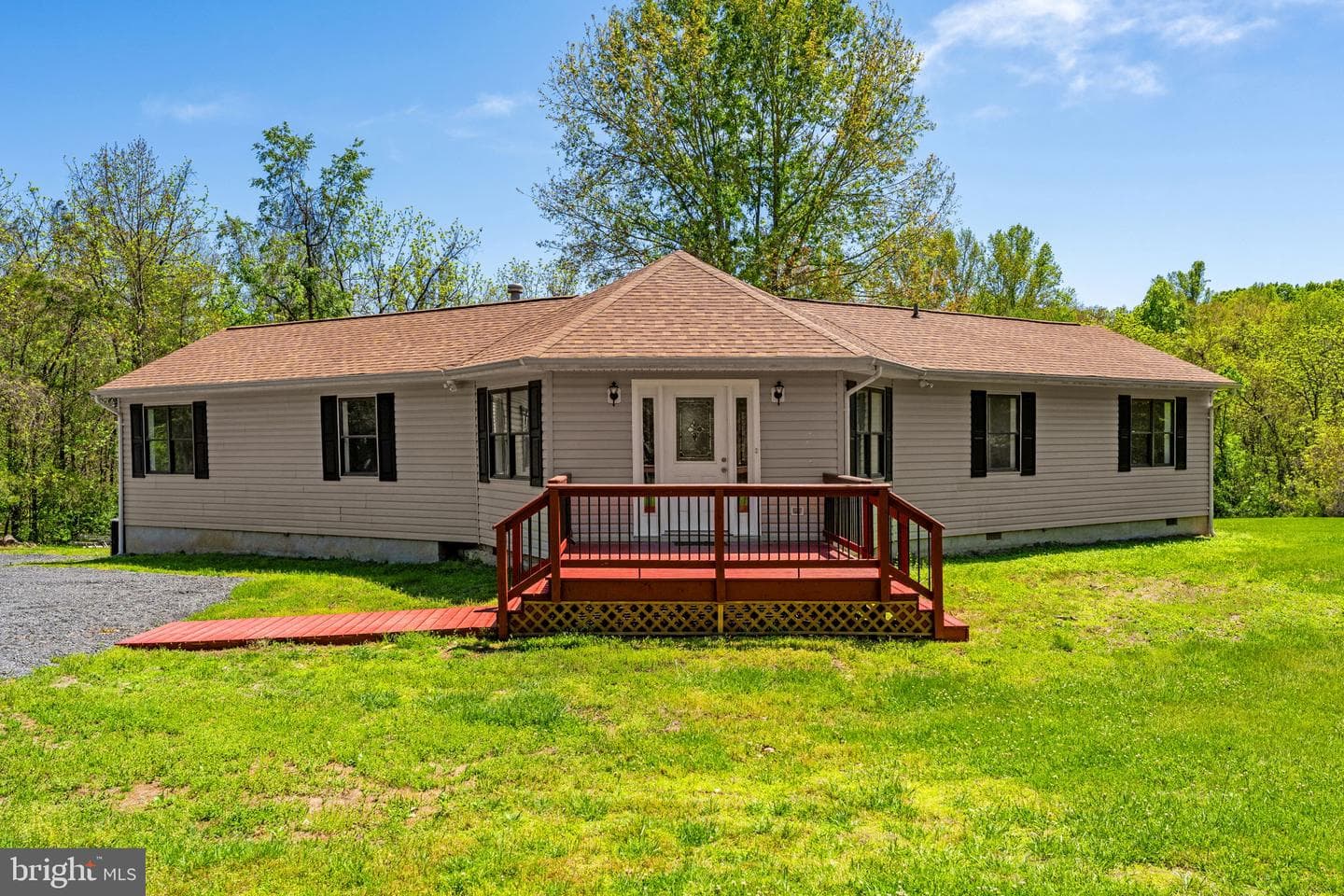 8265 Opal Road photo 4