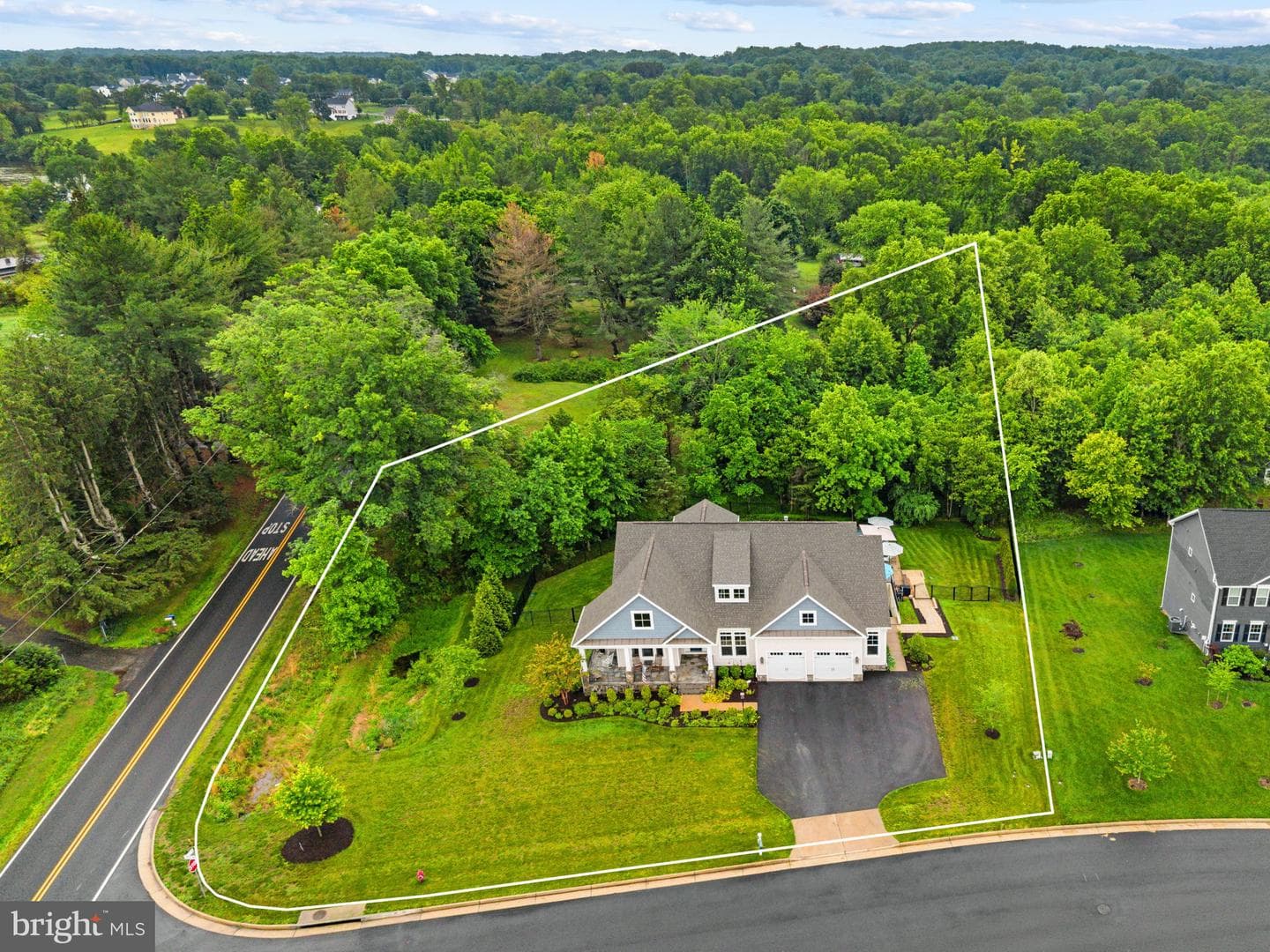 9801 Thoroughbred Road photo 5