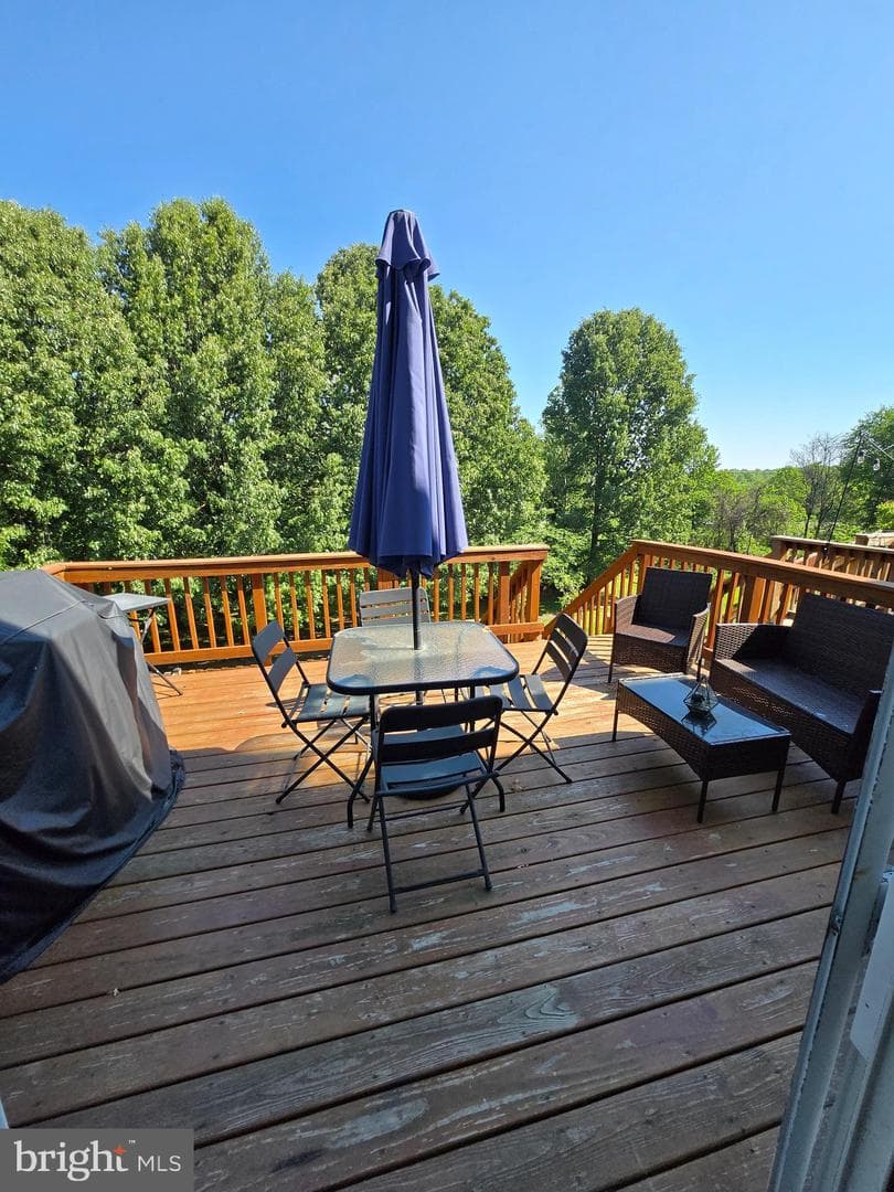 544 Highland Towne Lane photo 9