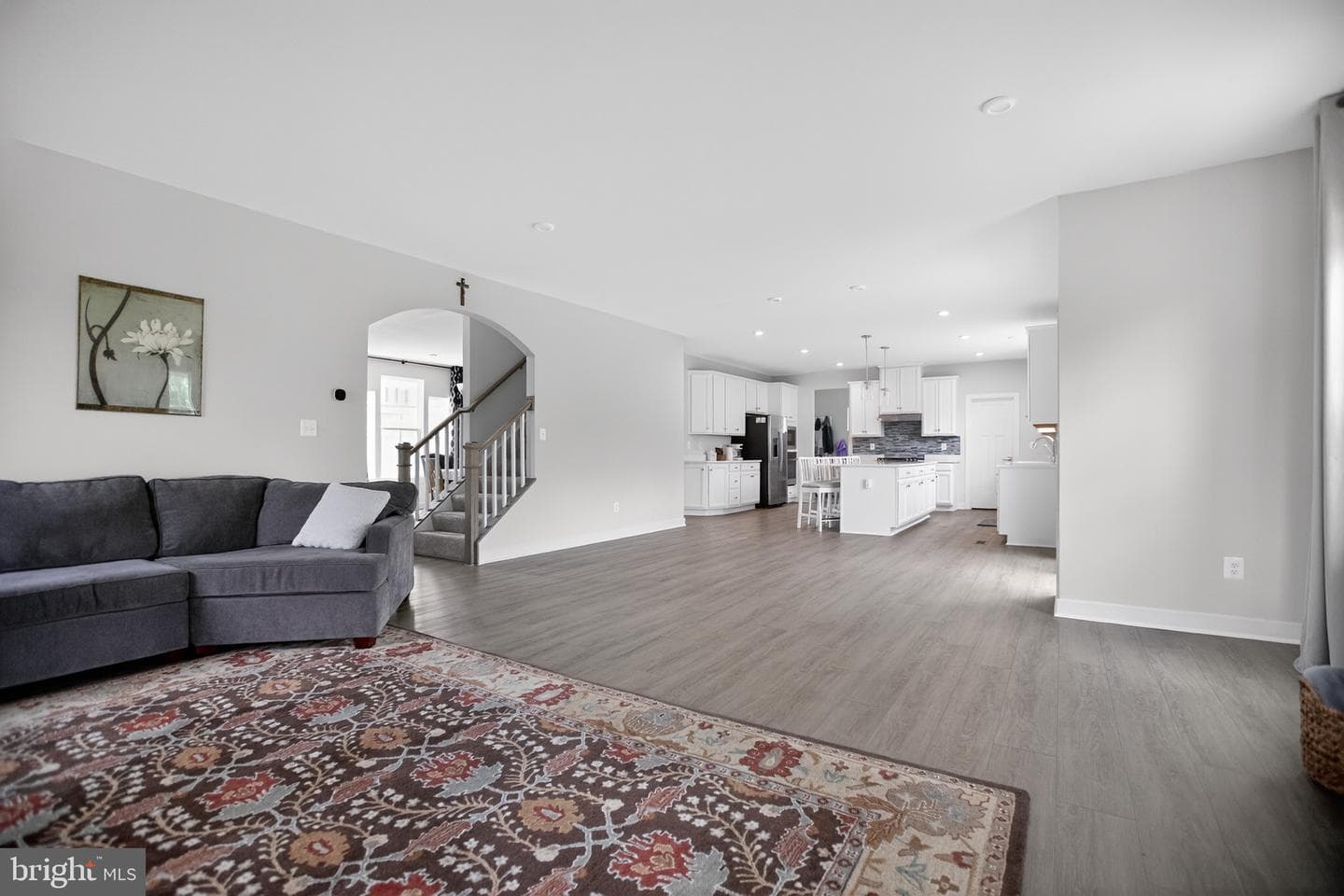 7979 International Drive photo 18