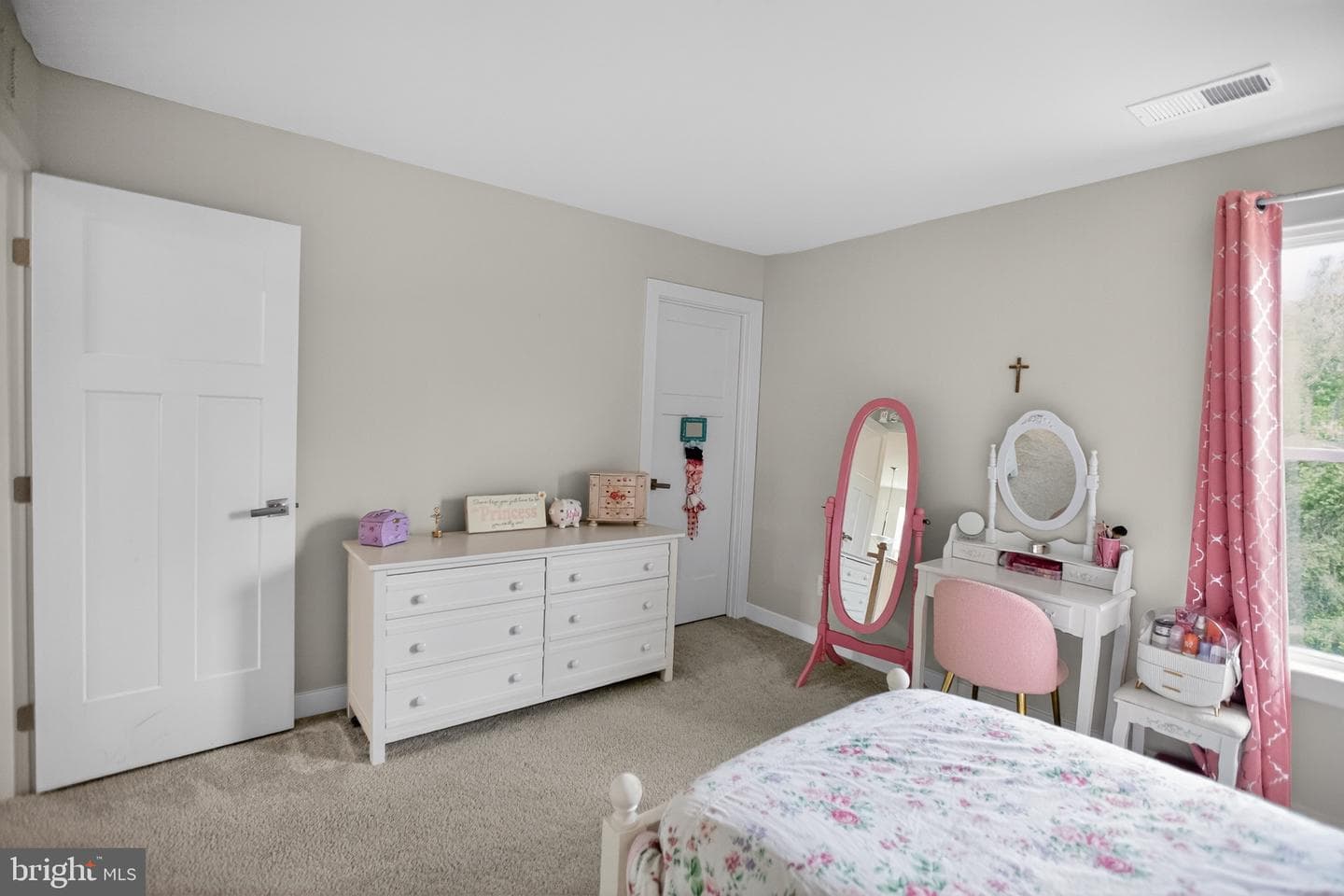 7979 International Drive photo 33