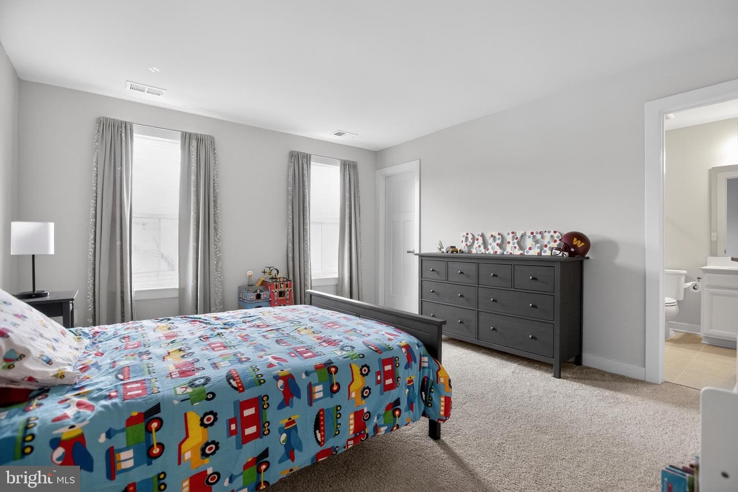 7979 International Drive photo 38