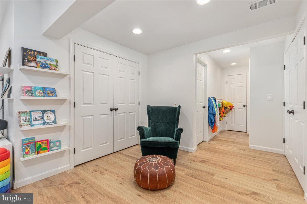 63 Pepper Tree Court photo 29