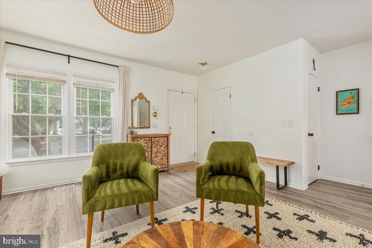 63 Pepper Tree Court photo 8
