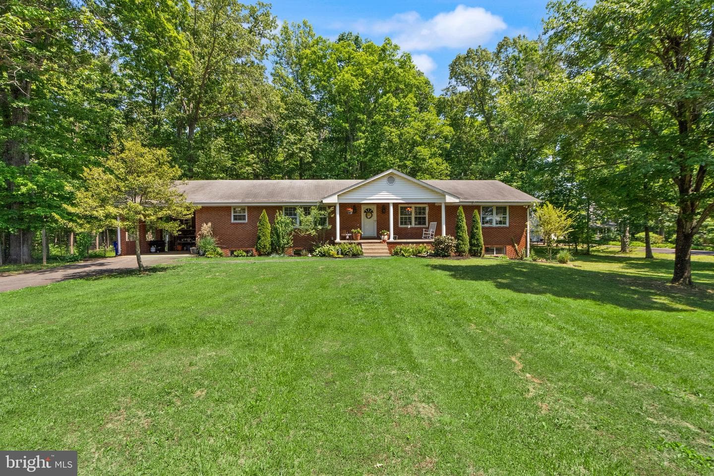 8131 Tall Pines Ln photo 1