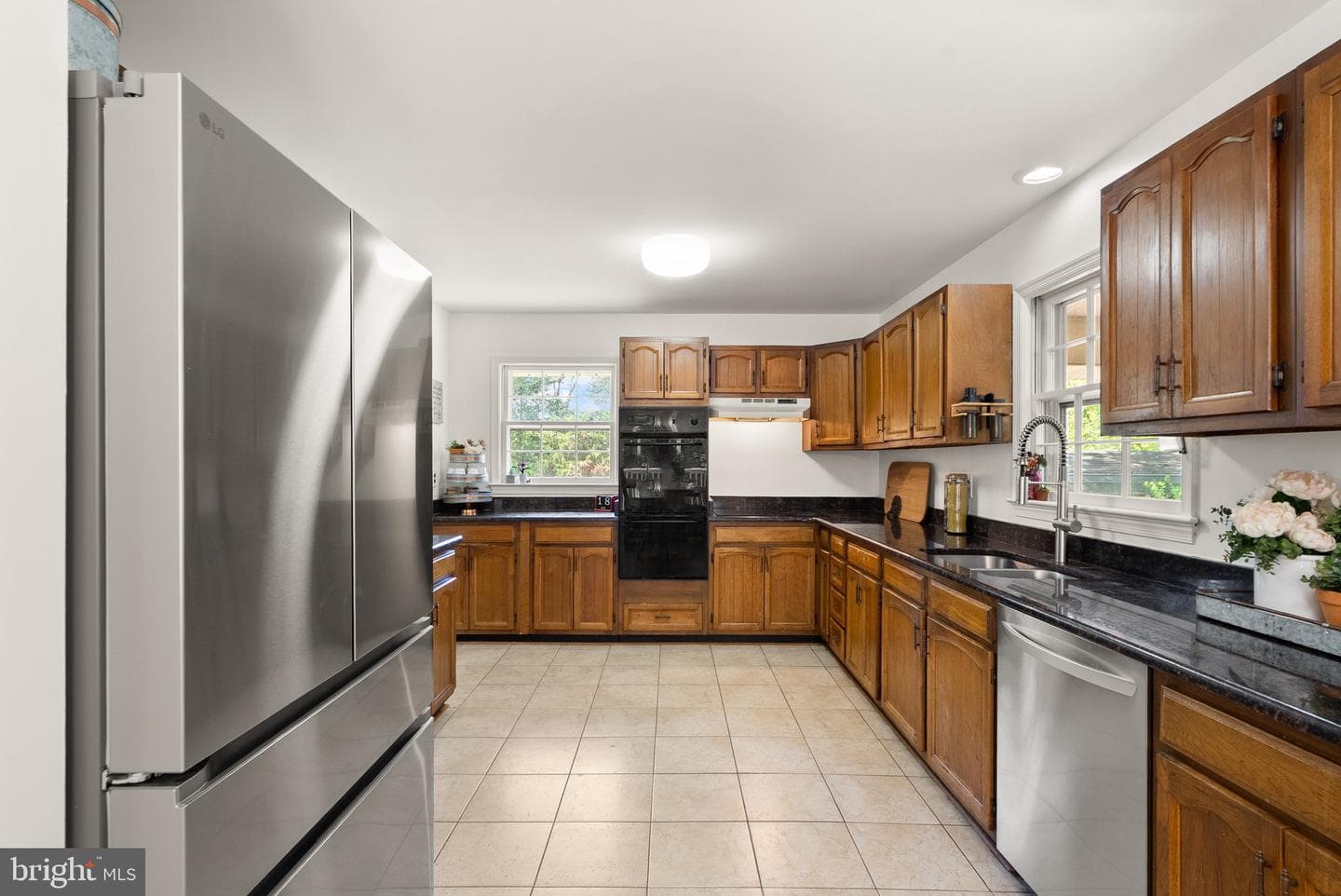 8131 Tall Pines Ln photo 10
