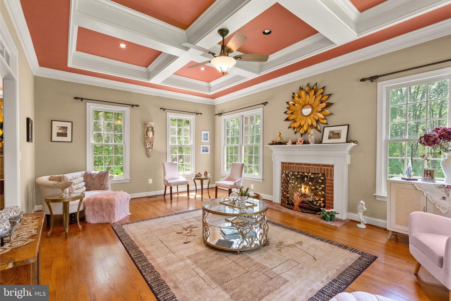 7188 Kenthurst Lane photo 9