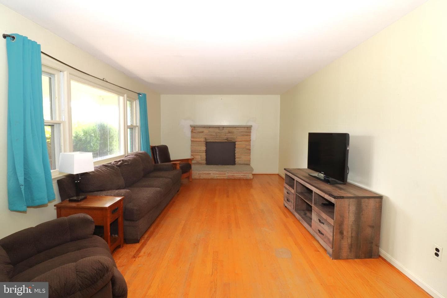 166 Elm Street photo 6