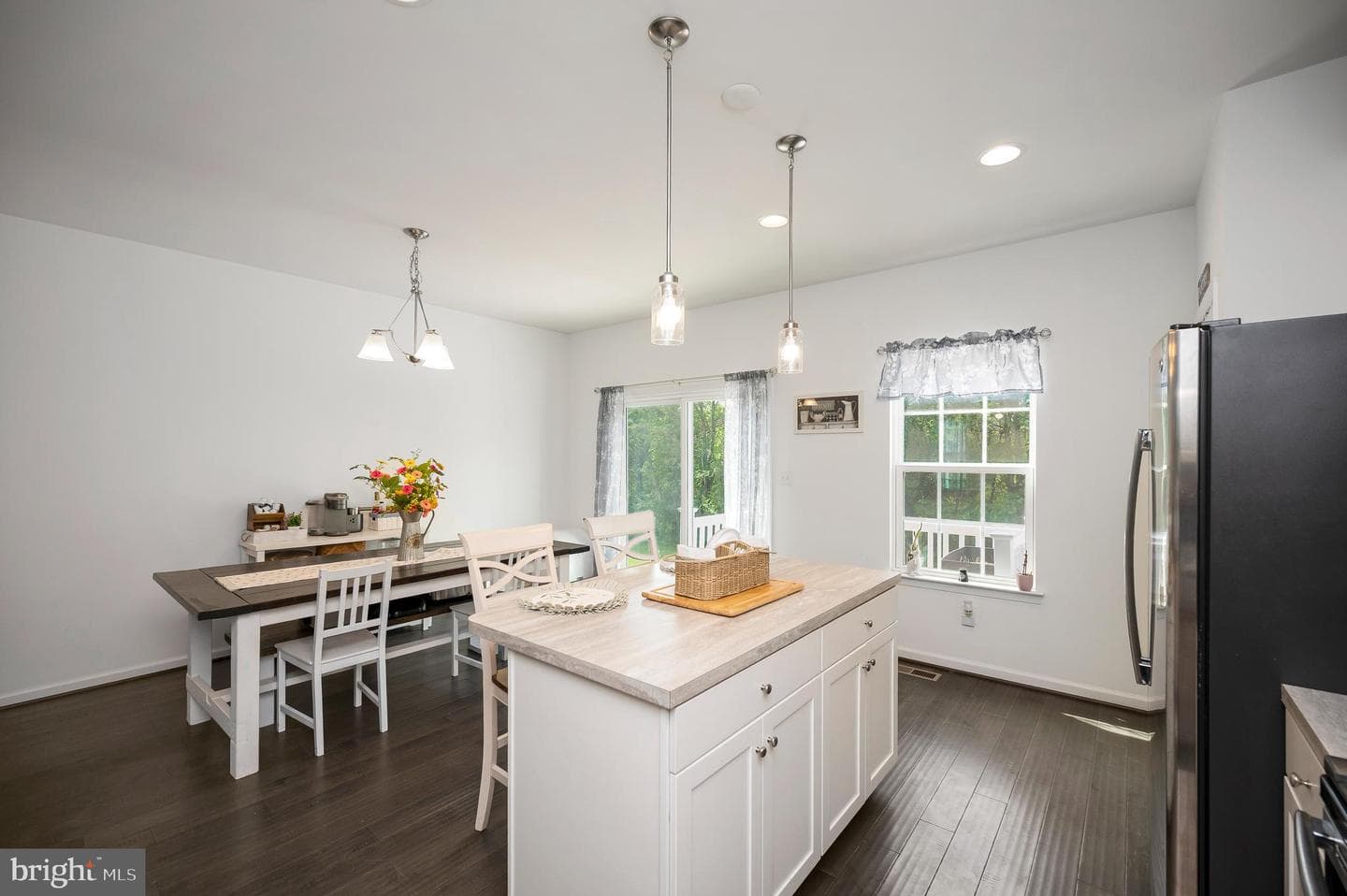 3014 Revere Street photo 10