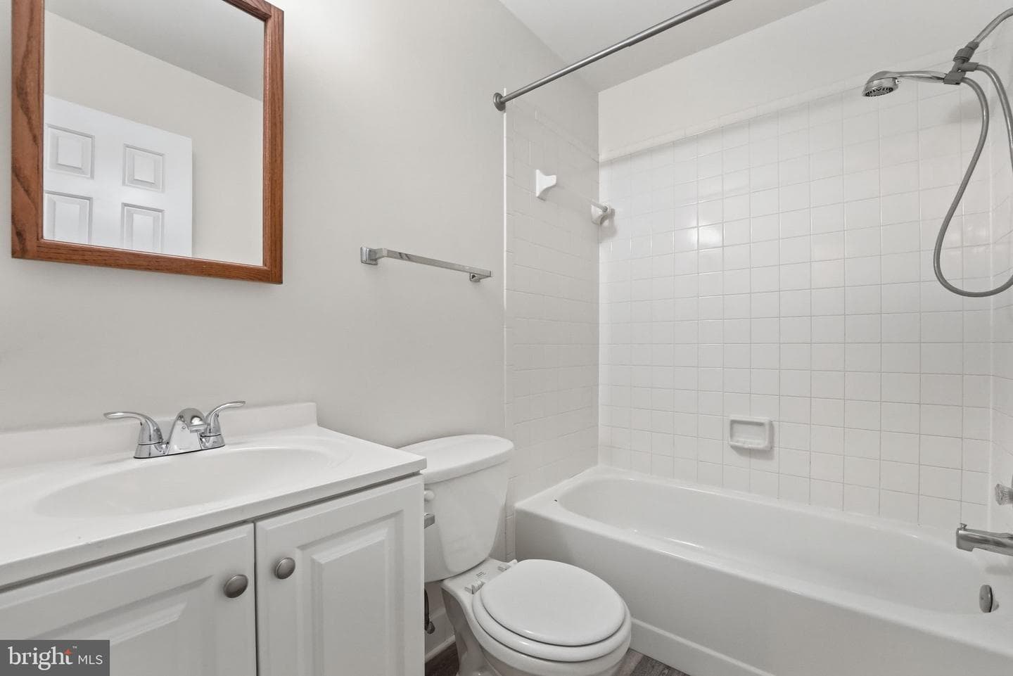 168 Fairfield Drive photo 15