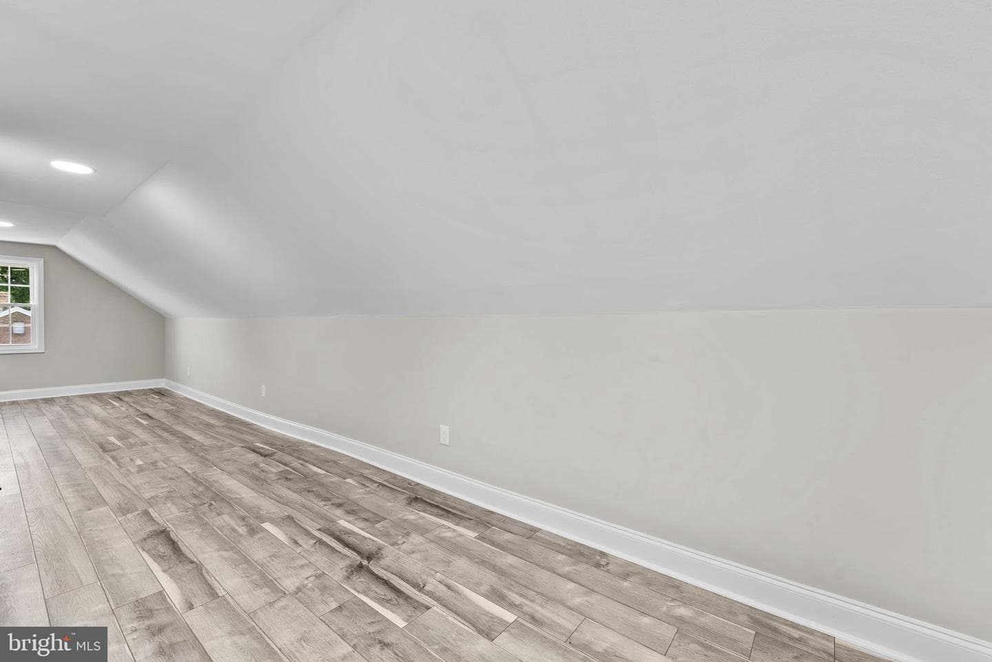264 Monroe Street photo 39