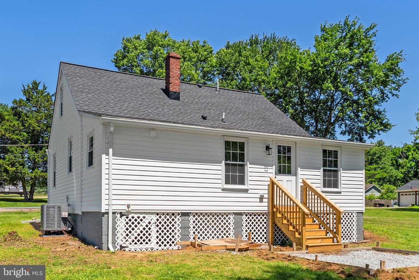 264 Monroe Street photo 46
