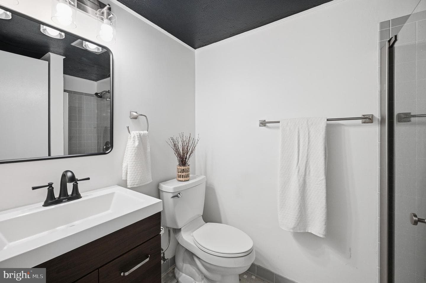 7473 Kennedy Road photo 23