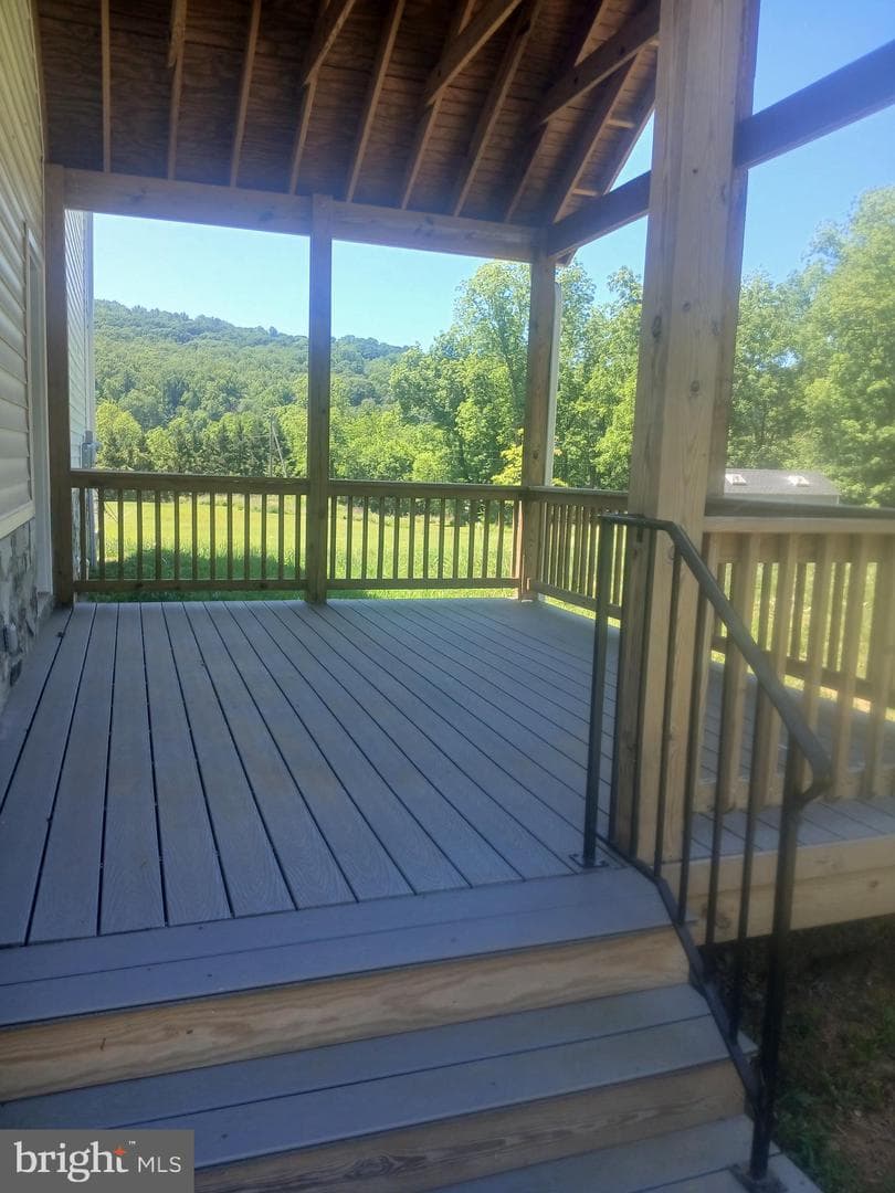 5201 Carolyns Way photo 44