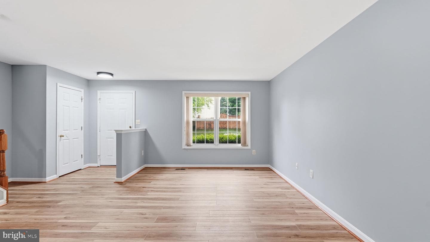 526 Highland Towne Lane photo 5