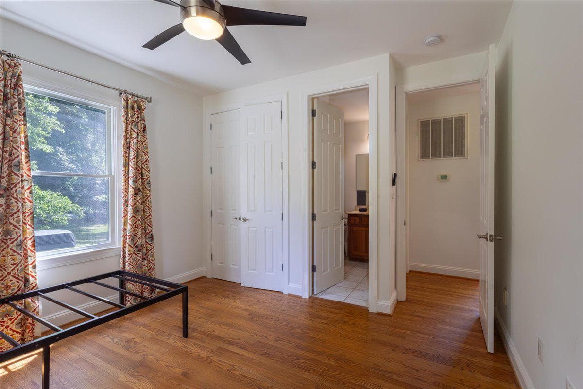 5202 Chase Lane photo 21