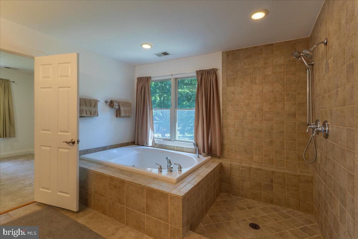 5202 Chase Lane photo 26