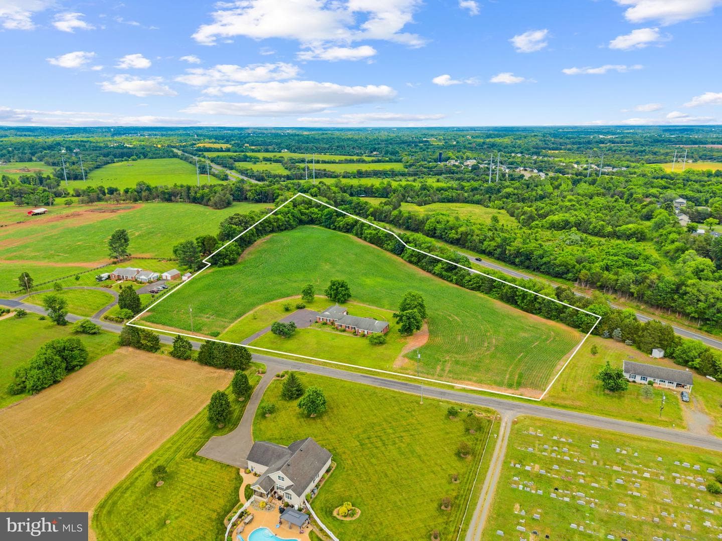 11889 Cemetery Road photo 55