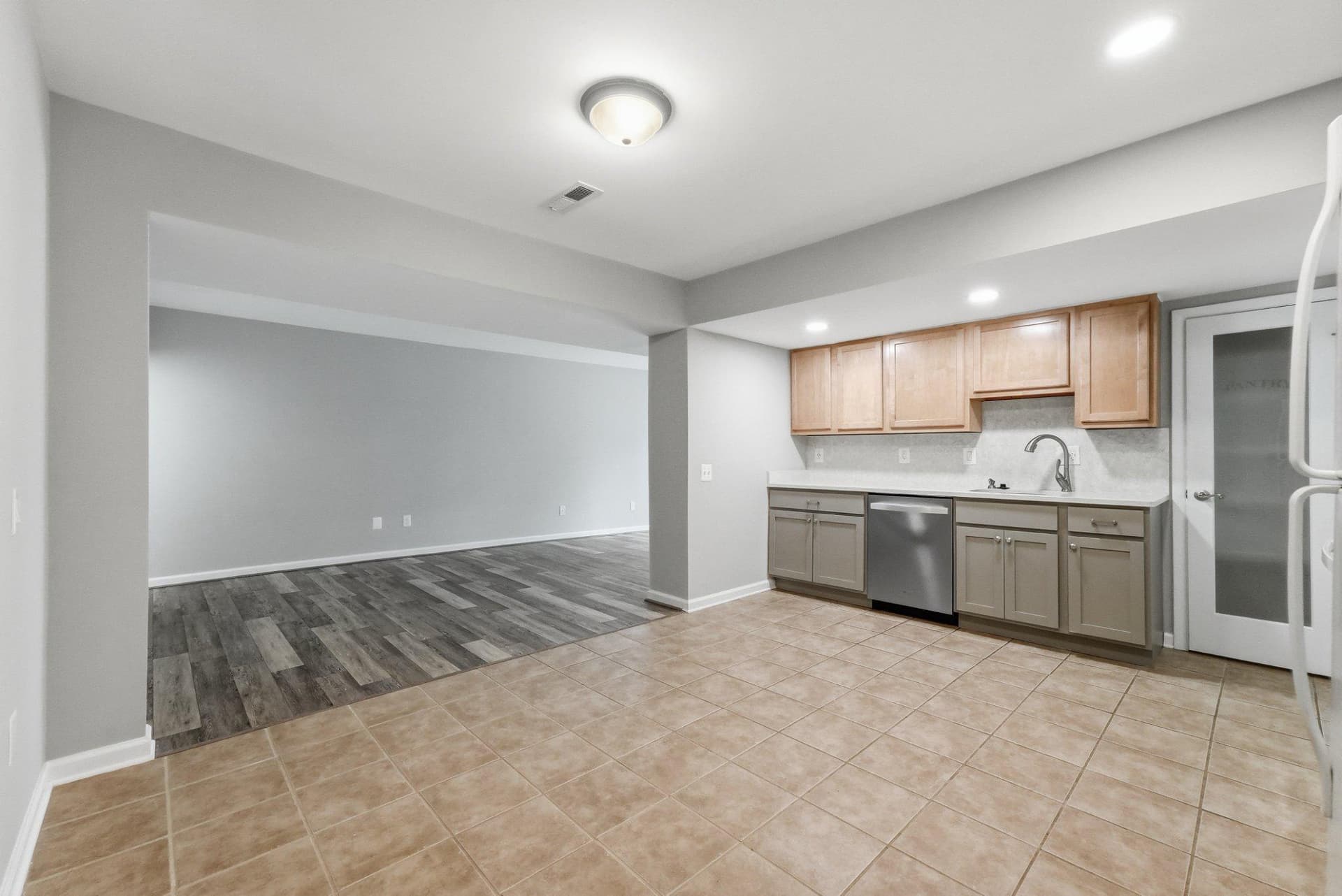 7150 Spotsylvania Street photo 26