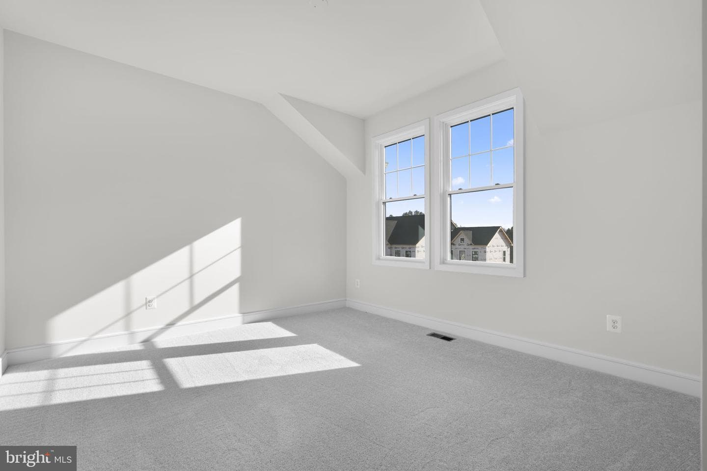 2611 Blue Ridge Avenue photo 22