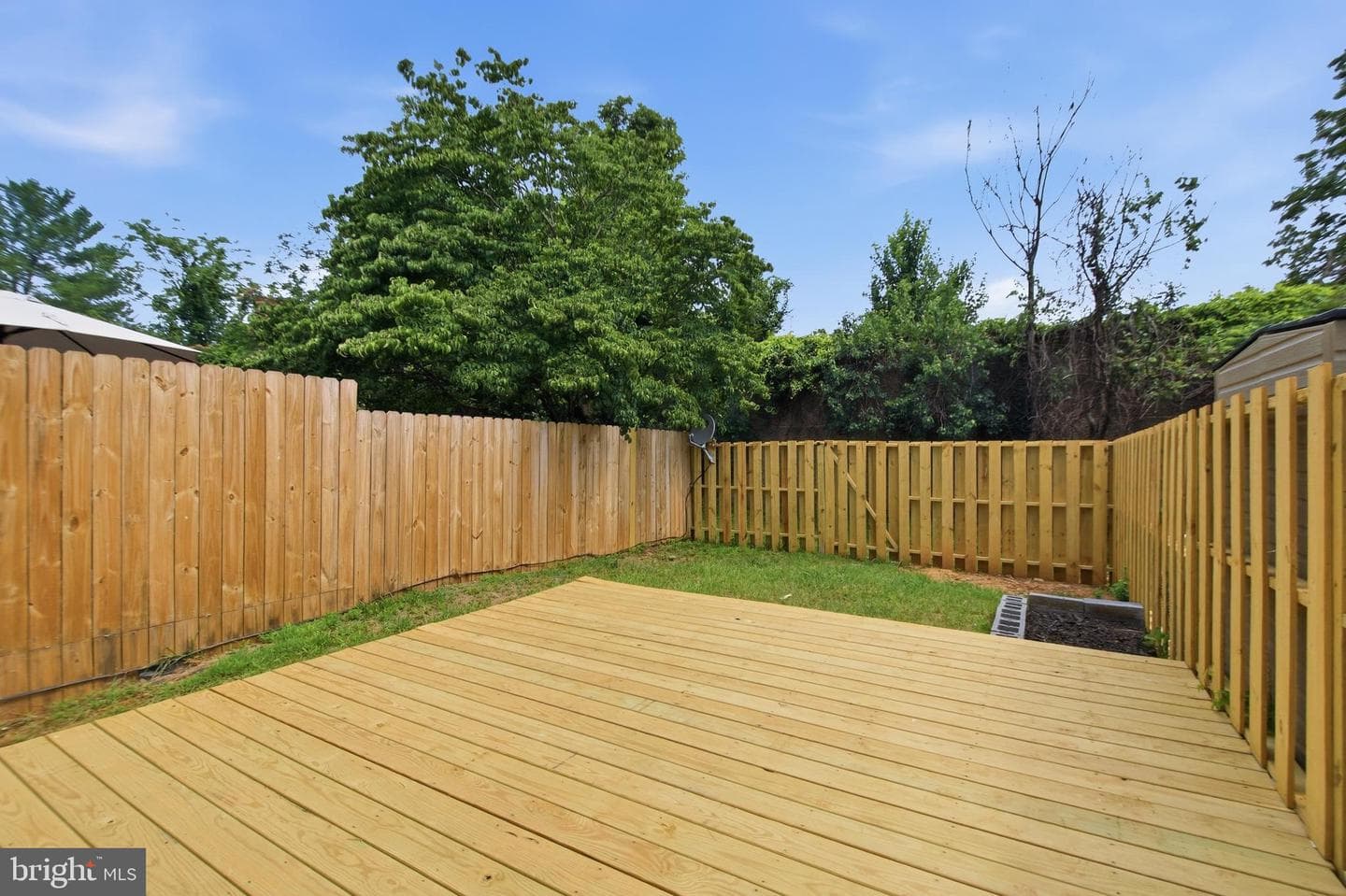 Oak Leaf Court photo 27