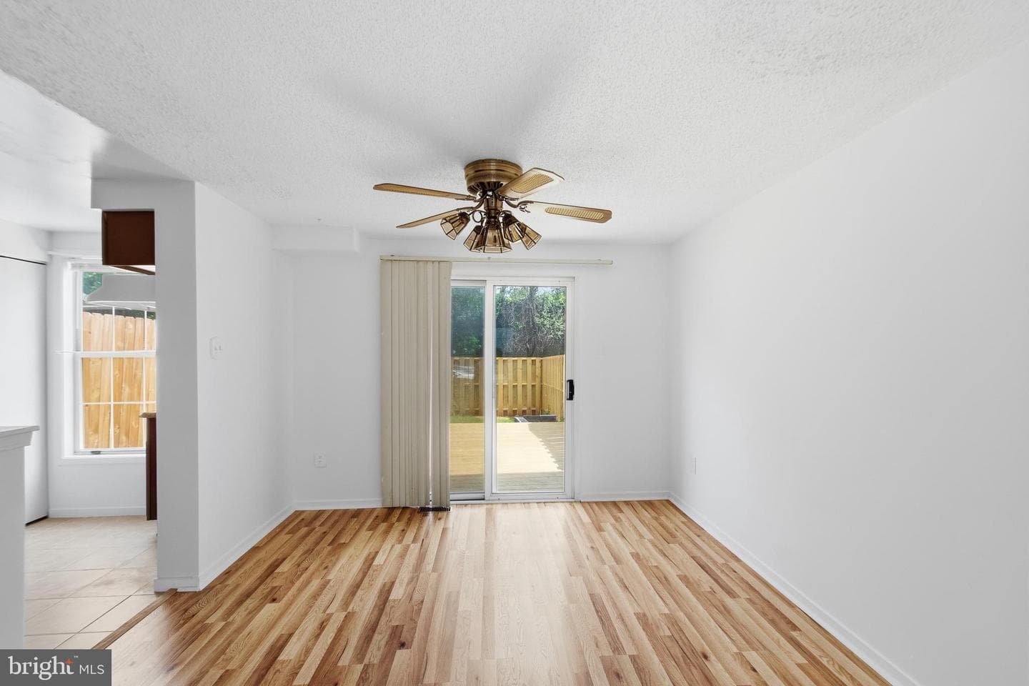 Oak Leaf Court photo 7