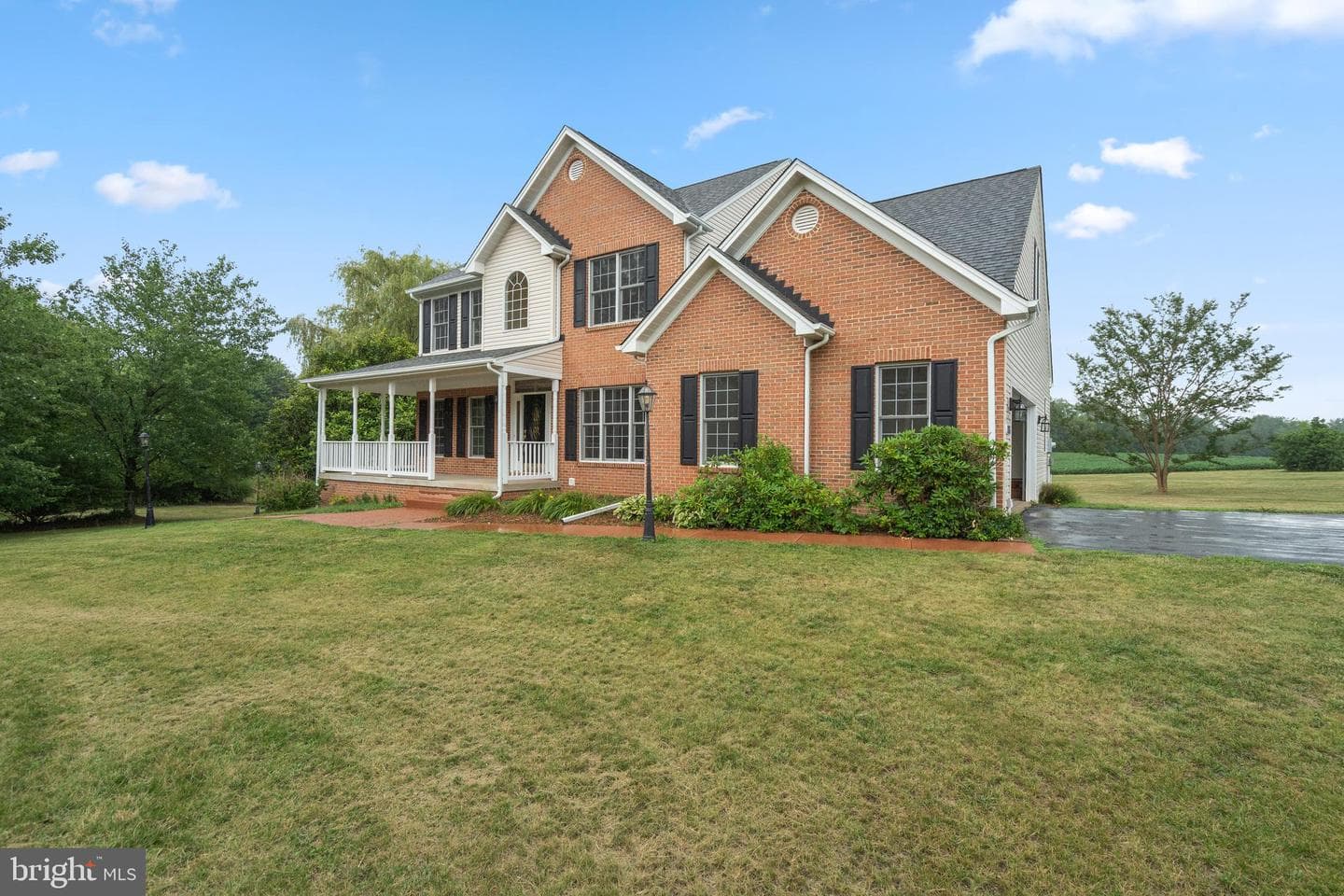 10143 Hedrick Farm Lane photo 2