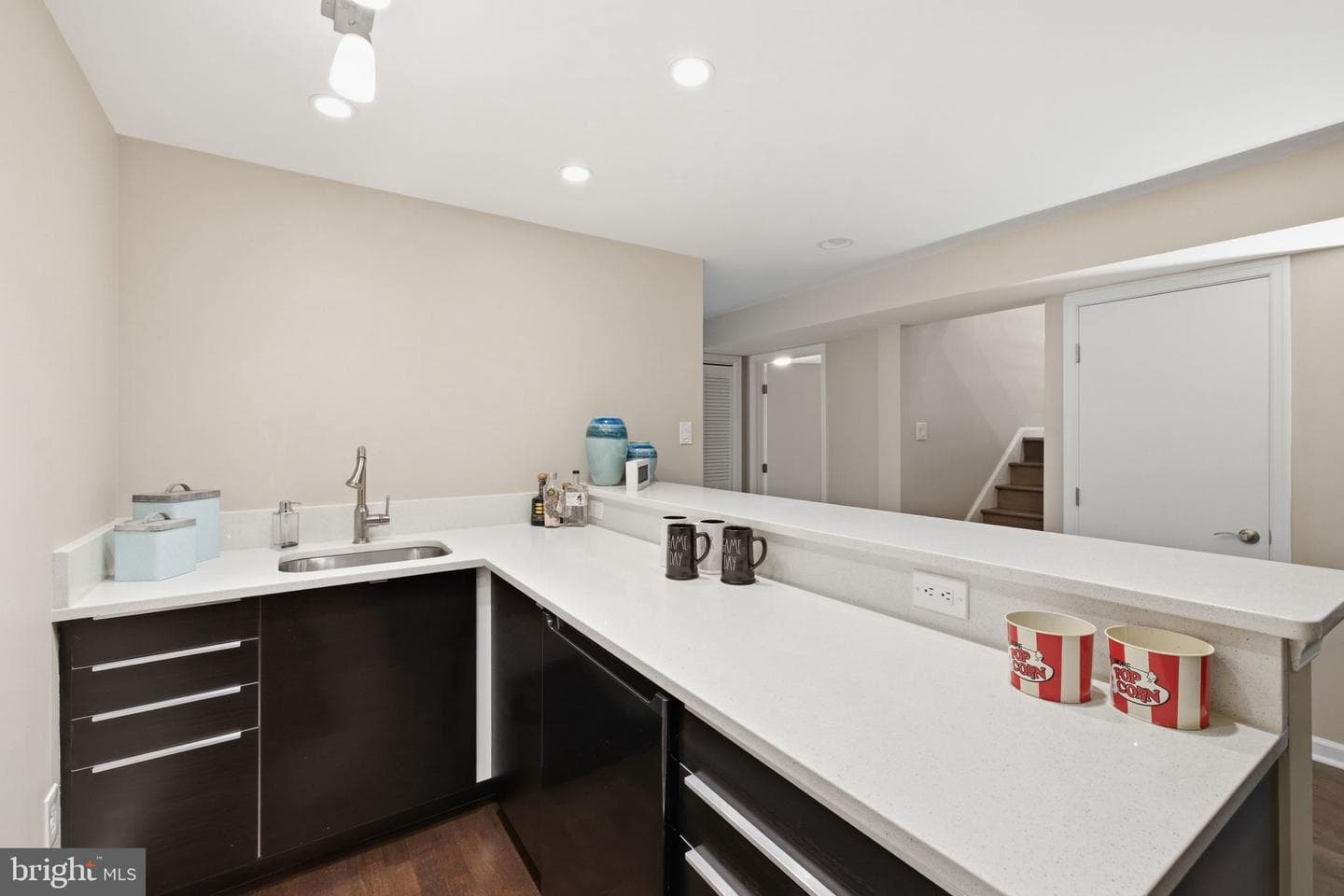 7371 Crown Lane photo 25