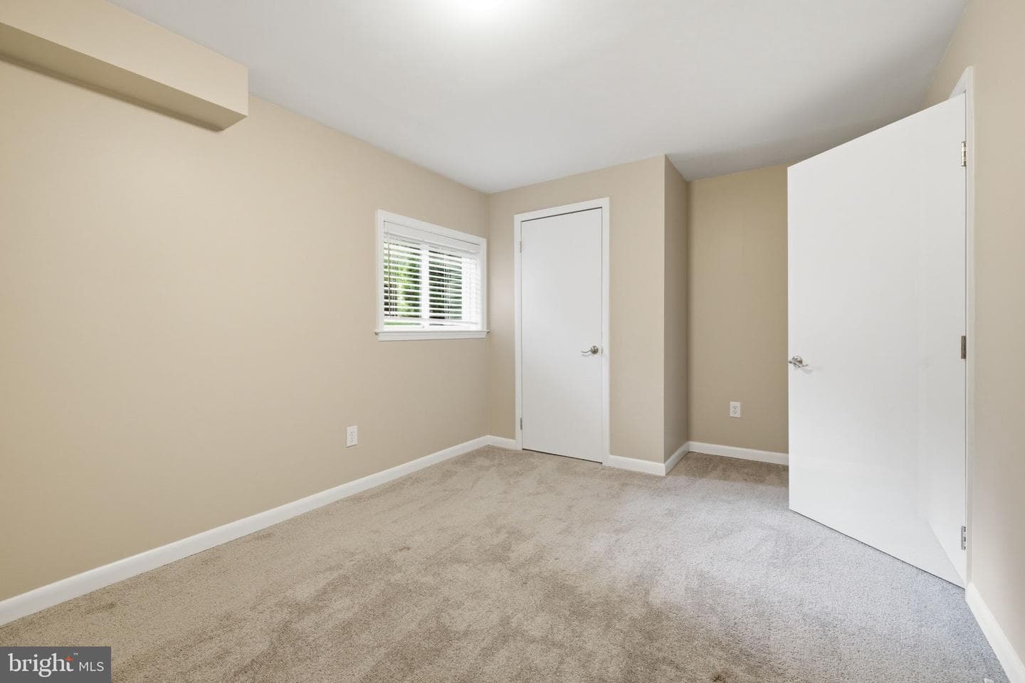 7371 Crown Lane photo 26