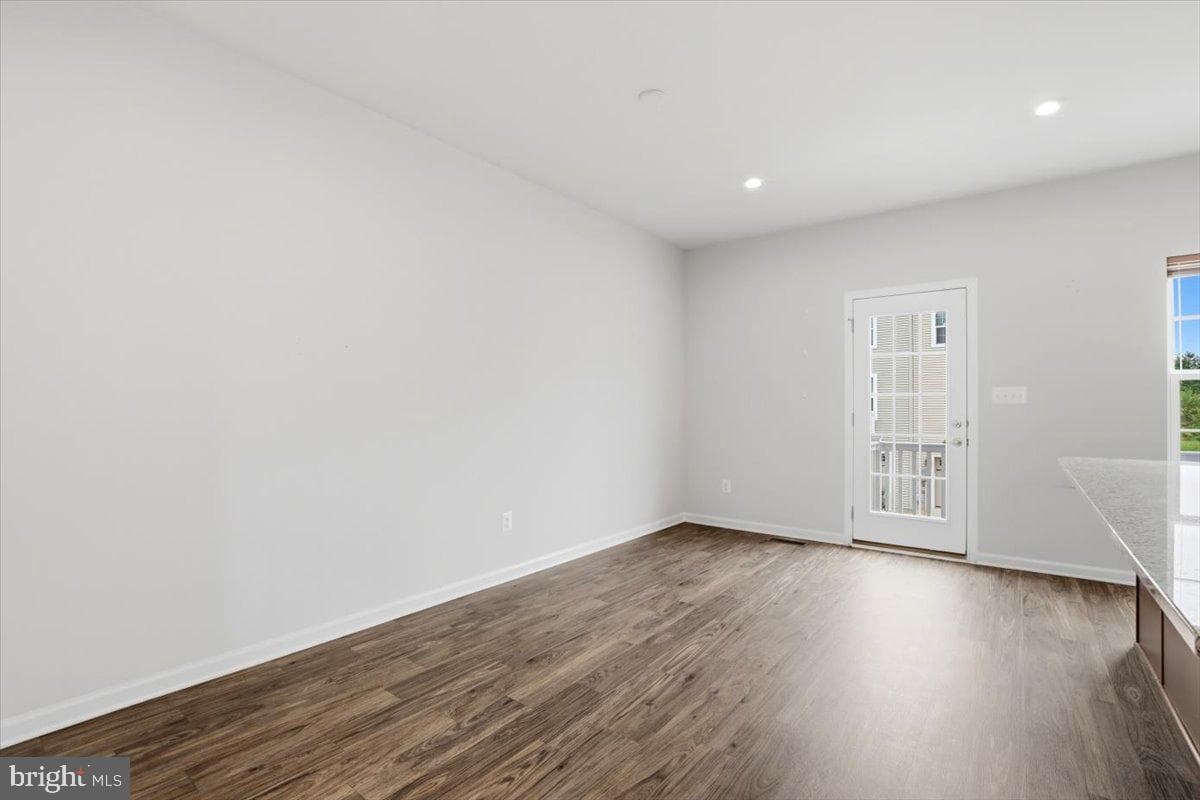 7554 Hancock Street photo 15