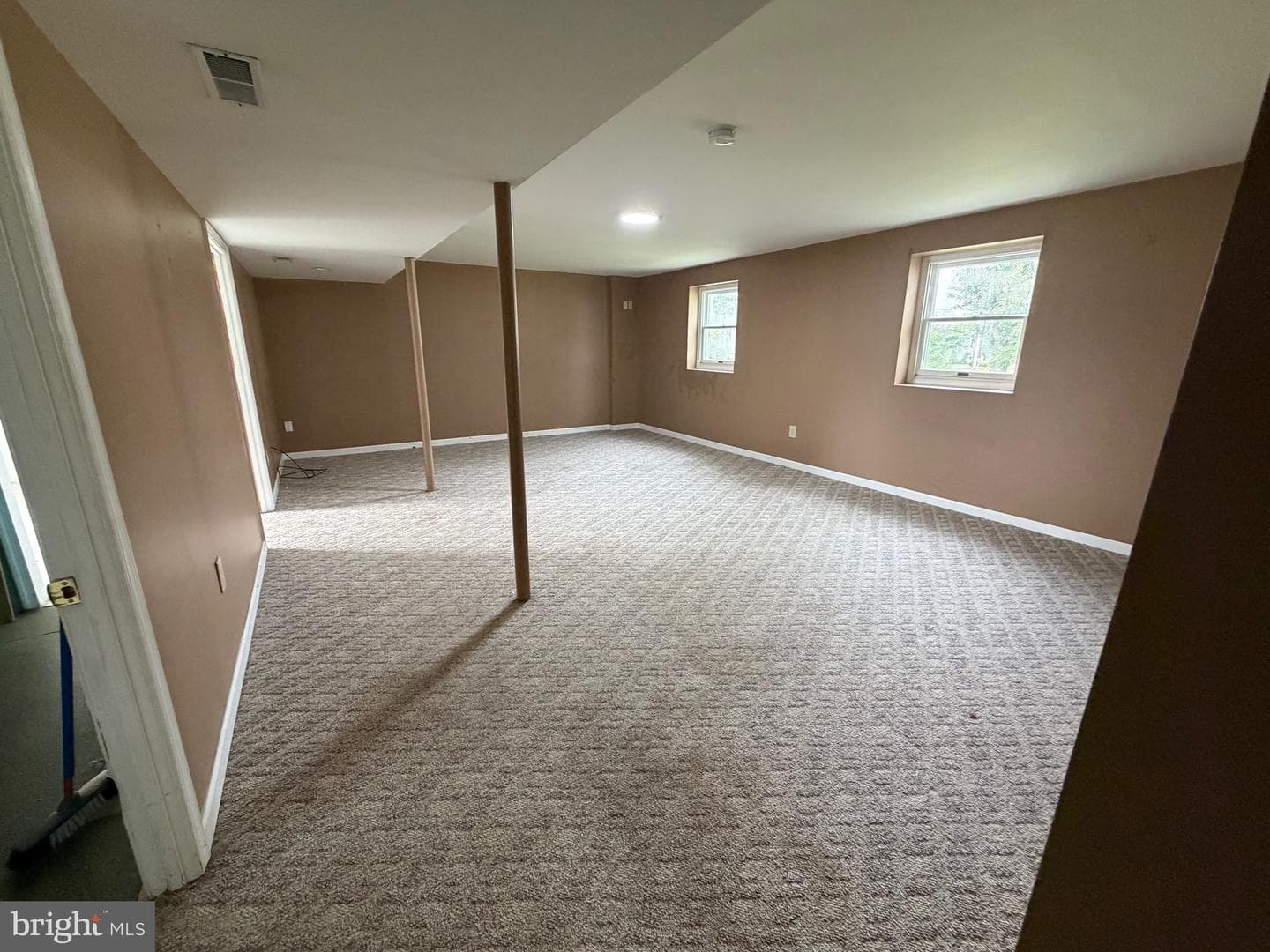 6391 Waterdale Court photo 14