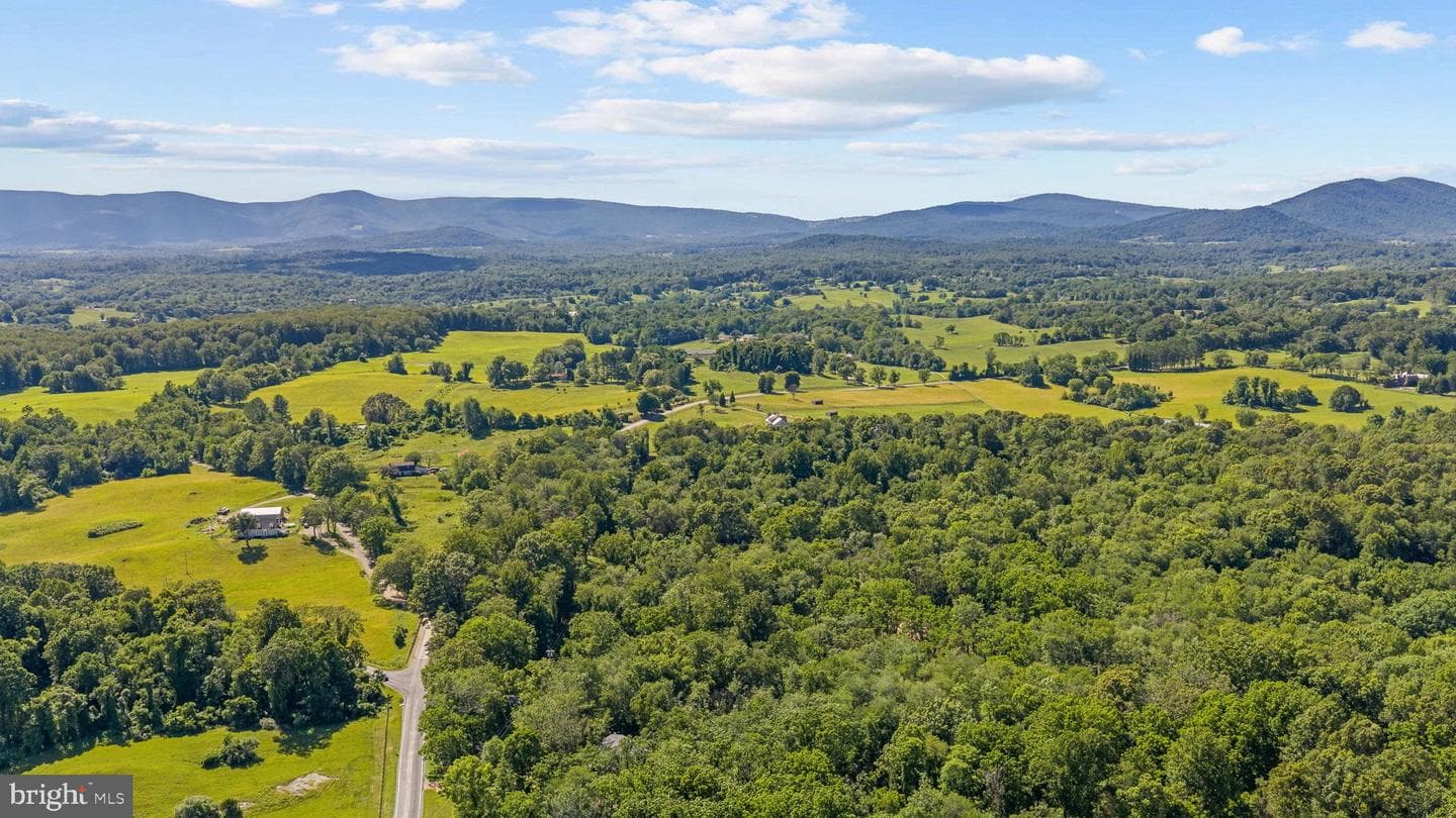 Crest Hill Road photo 16