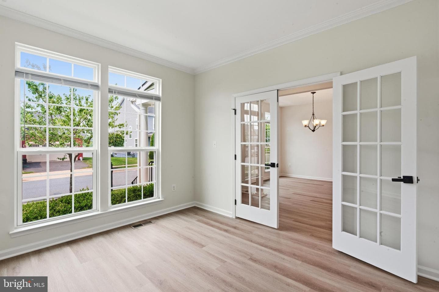 2975 Revere Street photo 10