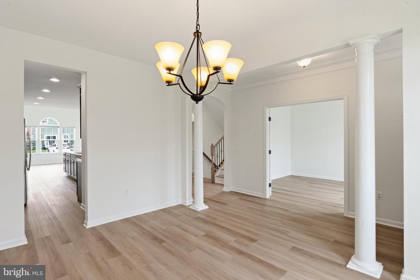 2975 Revere Street photo 6