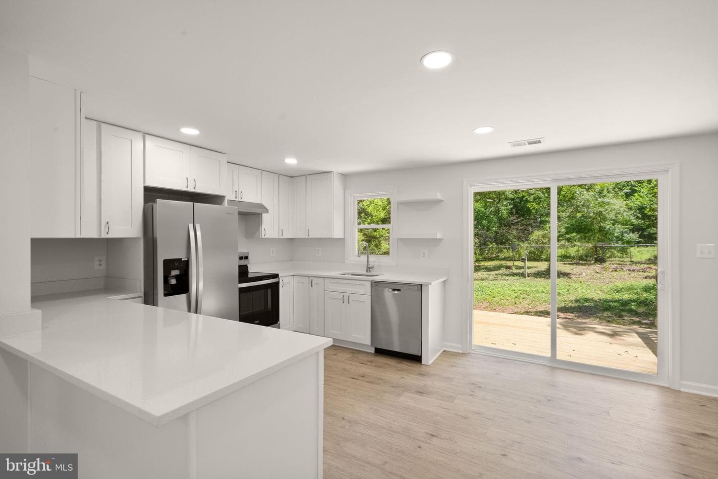 6343 Liberty Road photo 11