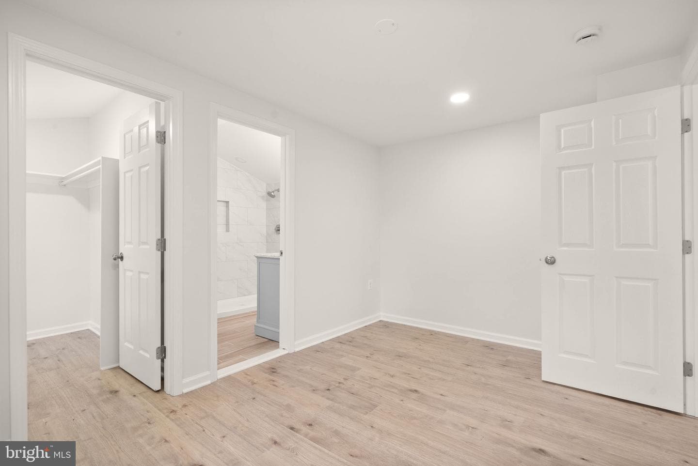 6343 Liberty Road photo 18