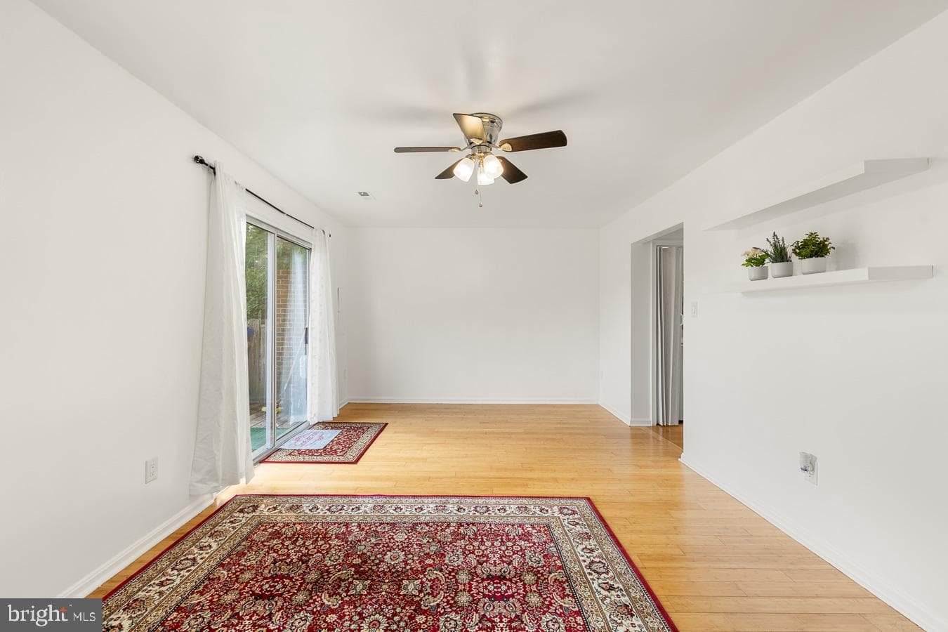183 Wankoma Drive photo 17
