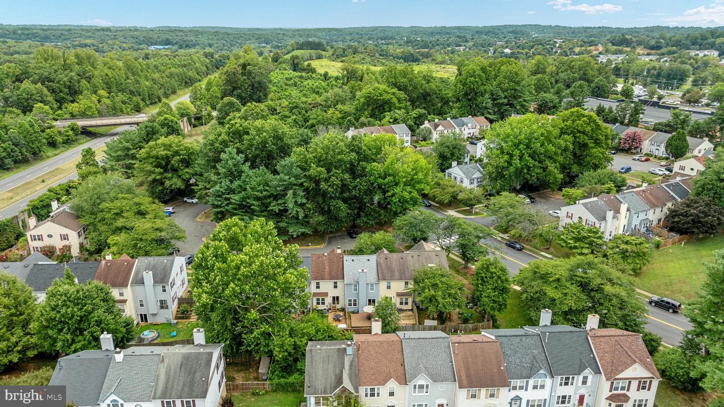 61 Pepper Tree Court photo 44