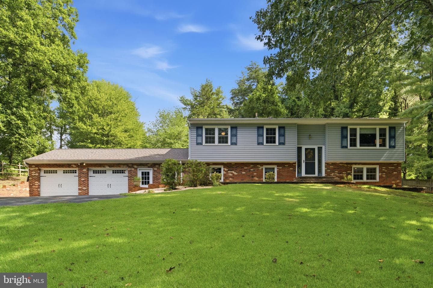 6979 Great Oak Way photo 1