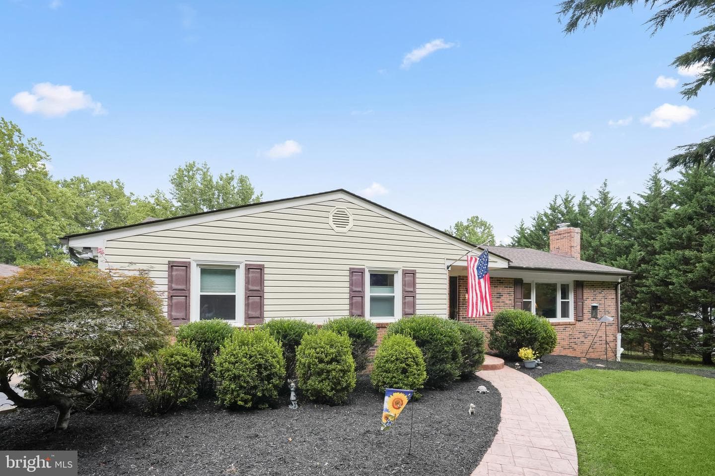 7079 Riley Road photo 1